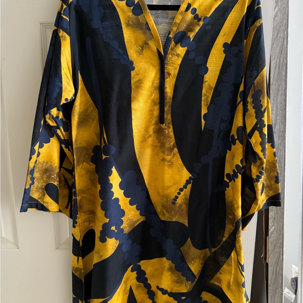 Sapphire top Kurta. Yellow and navy blue size small